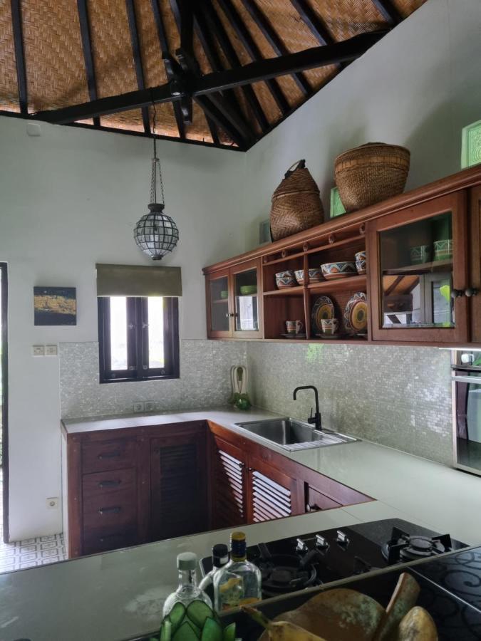 Villa Jati - Private Poolside Villa Central Lovina ภายนอก รูปภาพ